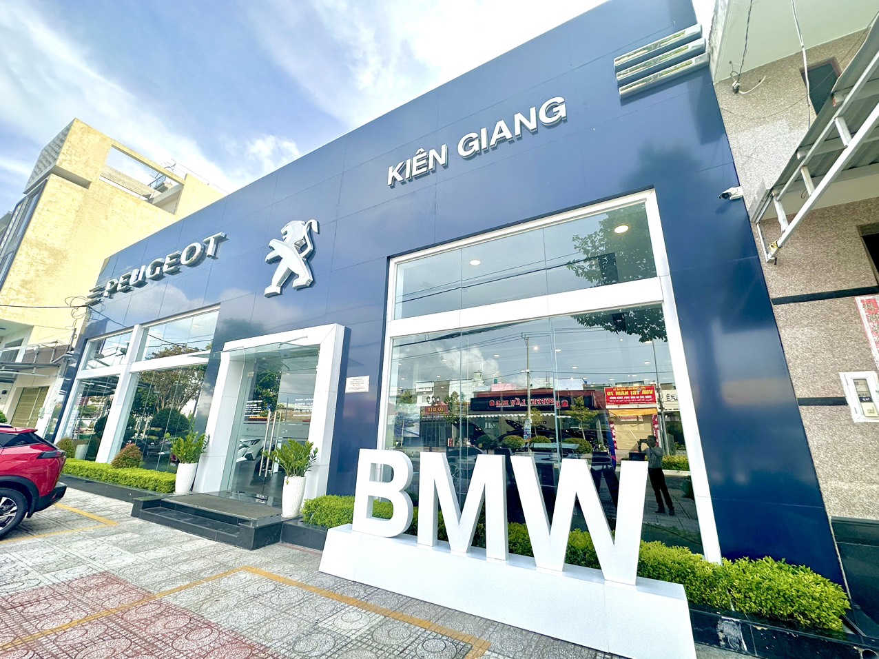 BMW Kiên Giang